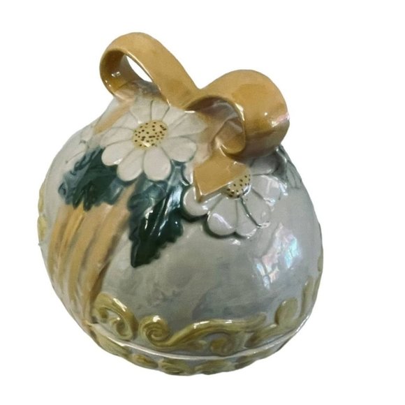 Ceramic Easter Egg Bow Flowers Lidded Dish Trinket Box Hand painted 6 1/3" x 4 1 - Picture 1 of 10